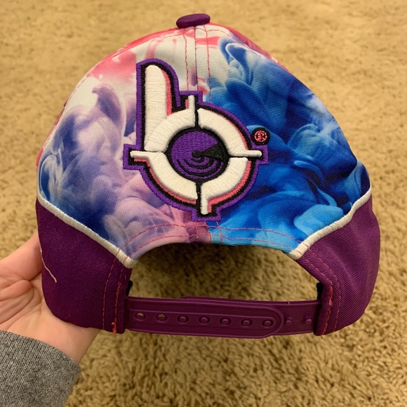 Bang Energy Light-up Hat - Picture 3 of 3